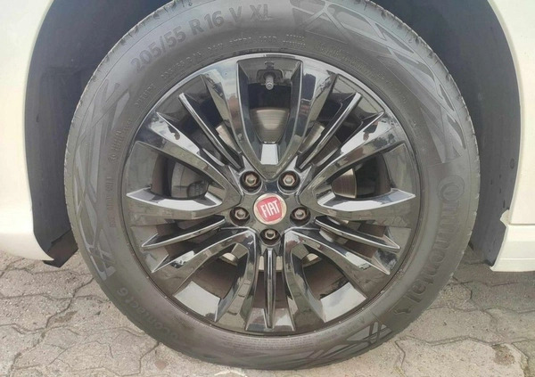 Fiat Tipo cena 52900 przebieg: 51765, rok produkcji 2019 z Karpacz małe 379